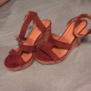 Wedge shoes